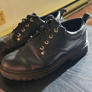 SKECHERS Leather Upper black vintage boots